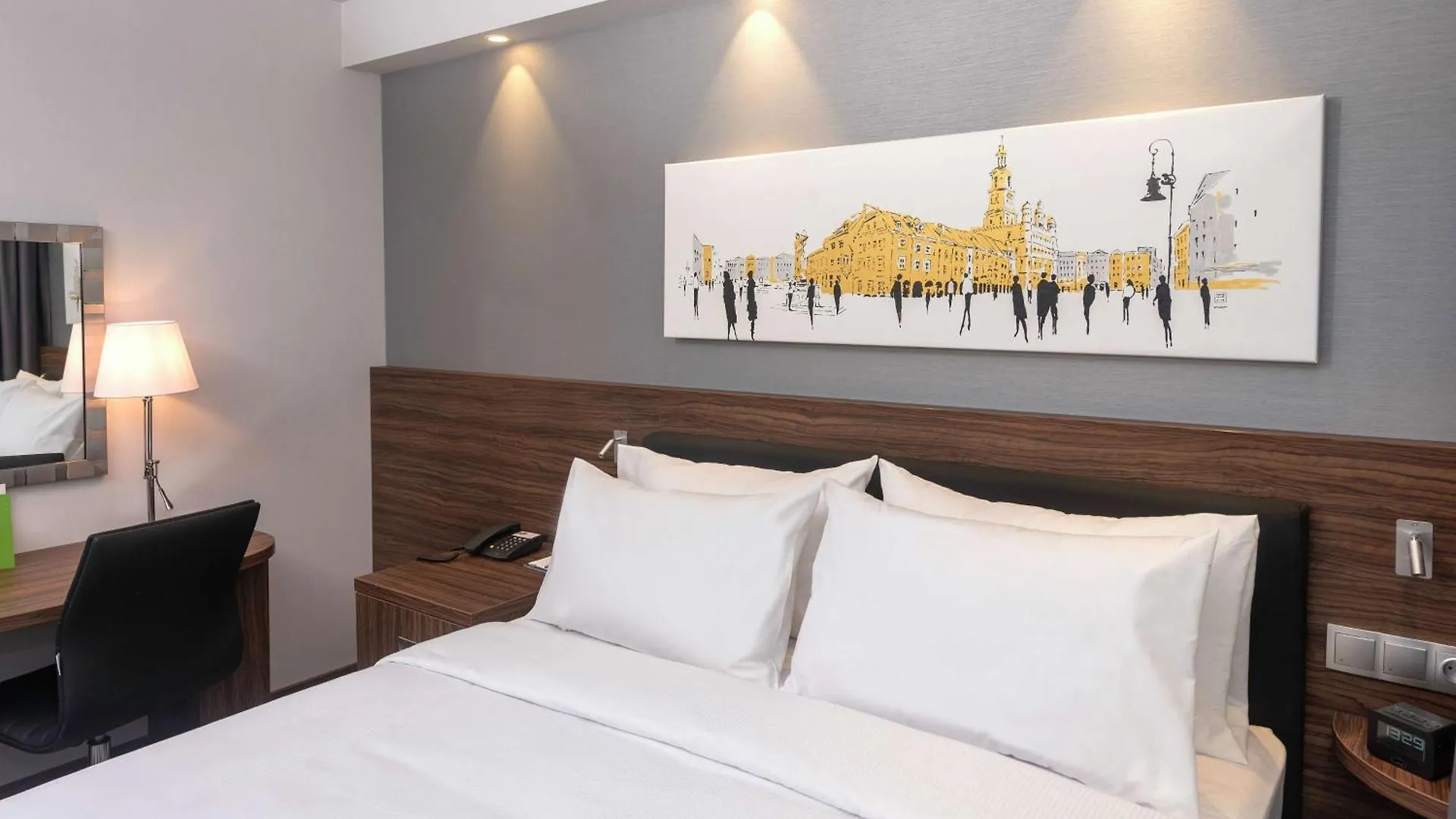Hotel Hampton By Hilton Poznan Old Town 3*,  Polsko