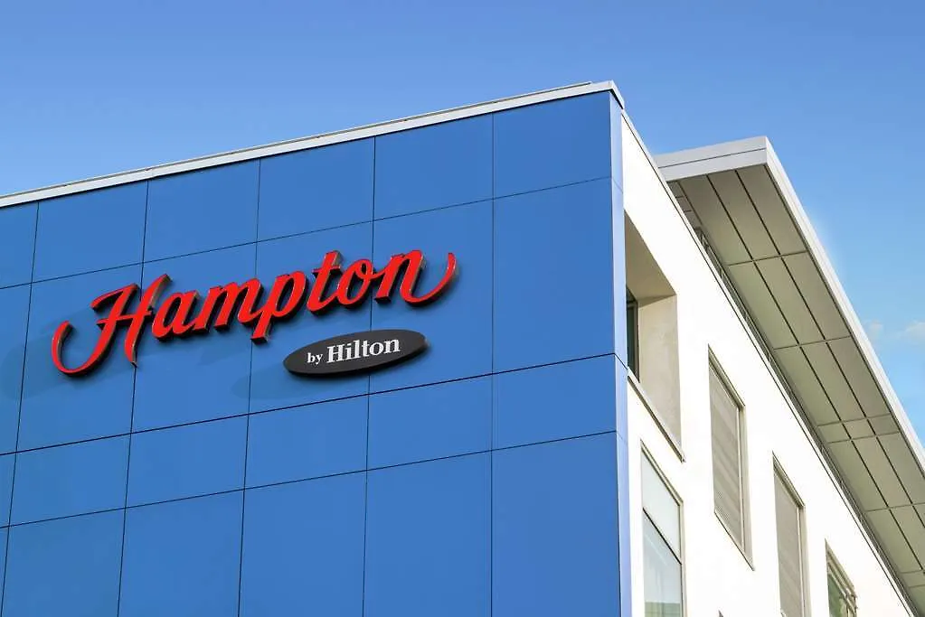 Hotel Hampton By Hilton Poznan Old Town 3*,  Polsko